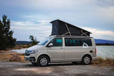 Présentation d'un van équipé par Van-it